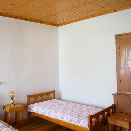 πέτρινη παραδοσιακή οικία * Agia Paraskevi (Thessalia)